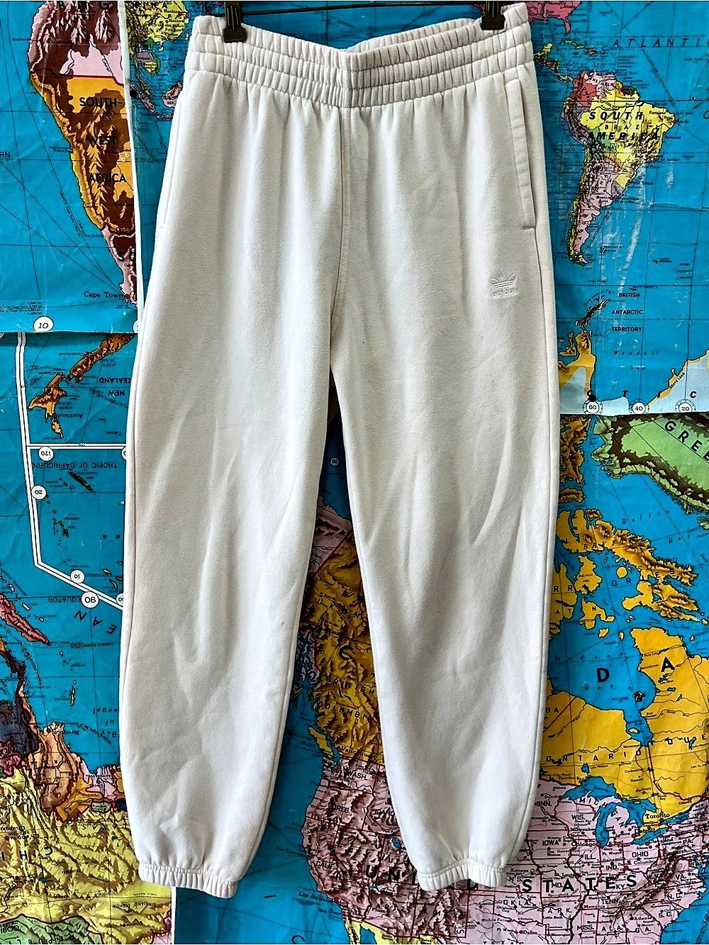 adidas Originals Trefoil Essentials Fleece Sweatpants Joggers Women's